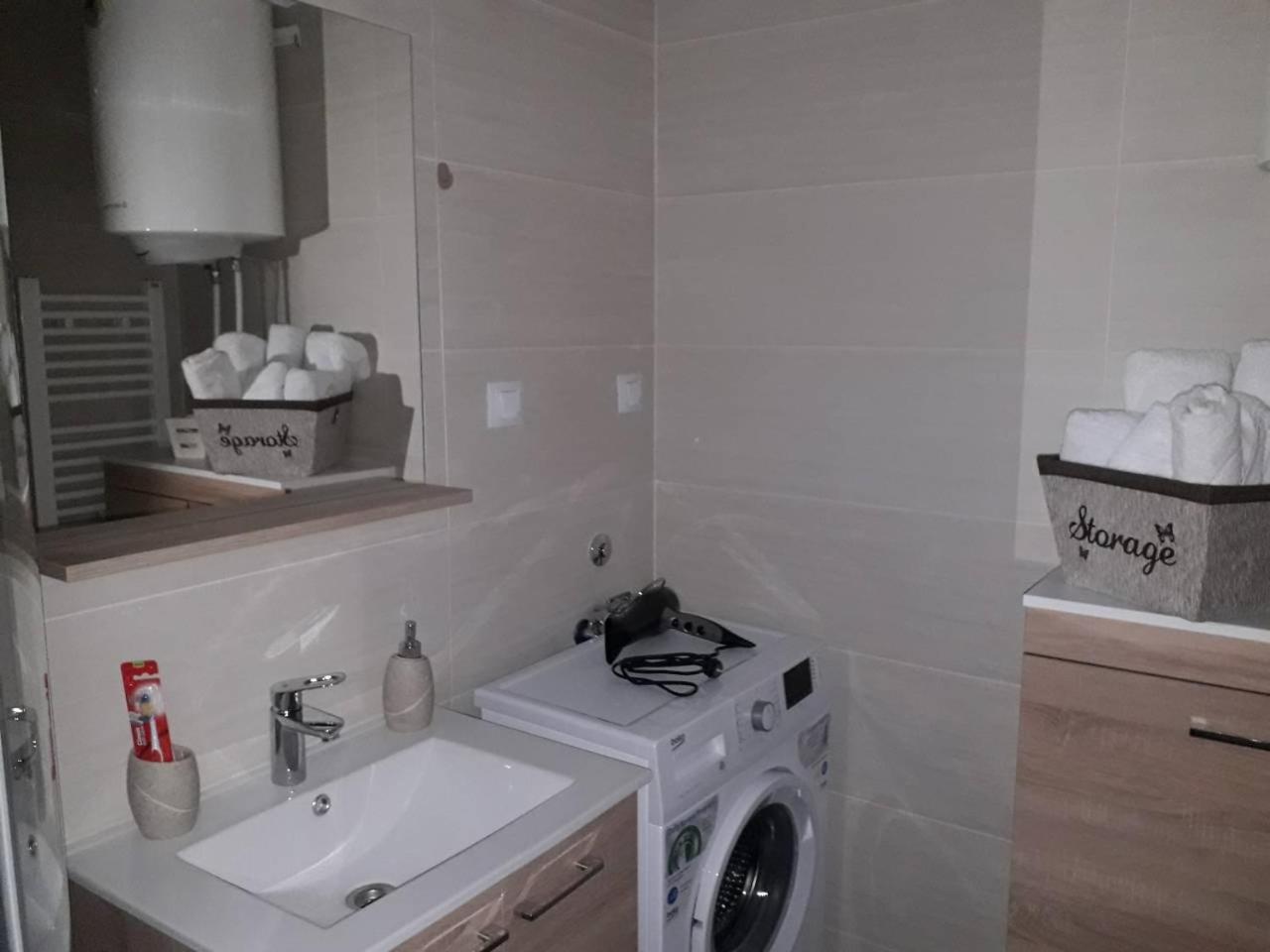 Gabriela & Marjan Luxury Self Check-In Flatiron Apartment Скопие Екстериор снимка