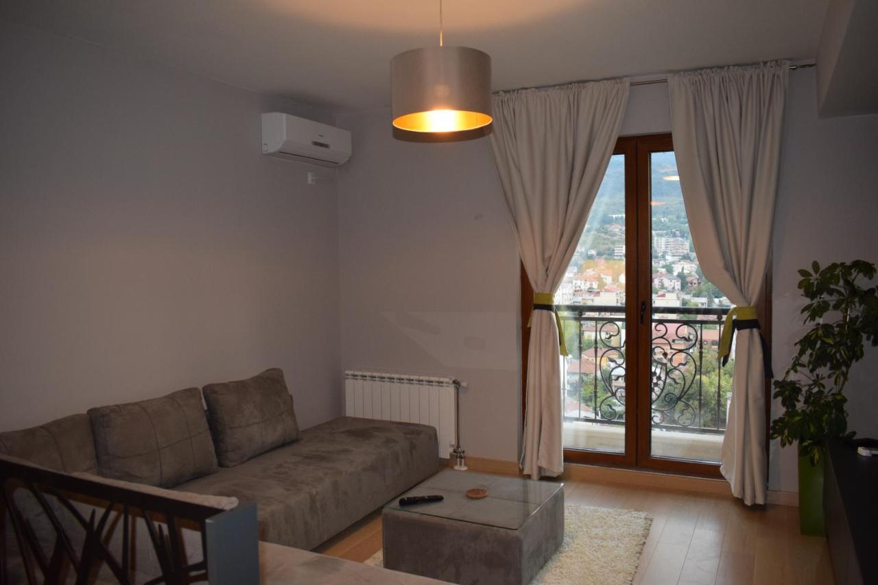 Gabriela & Marjan Luxury Self Check-In Flatiron Apartment Скопие Екстериор снимка