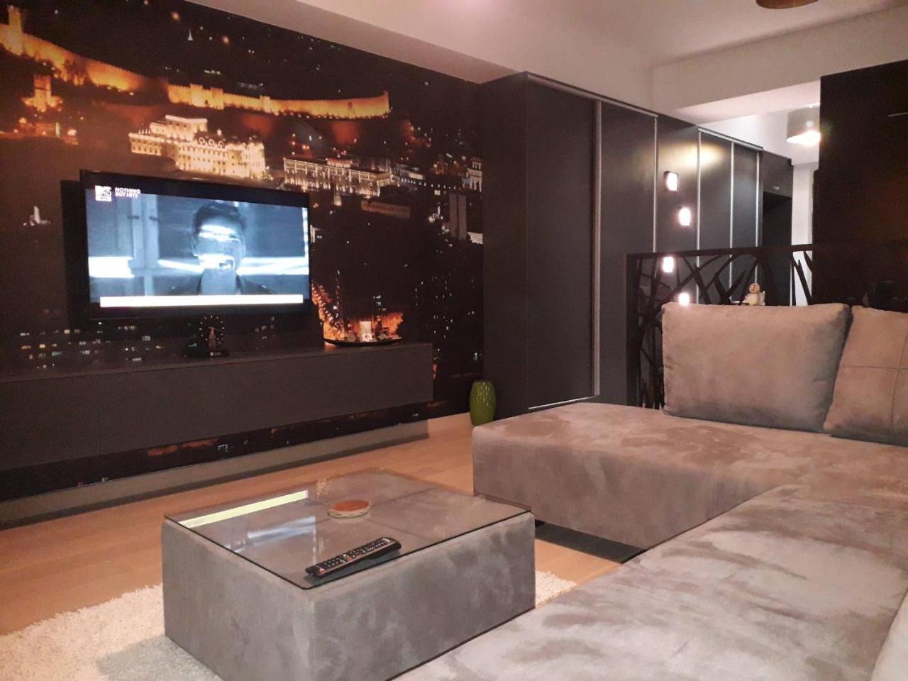 Gabriela & Marjan Luxury Self Check-In Flatiron Apartment Скопие Екстериор снимка