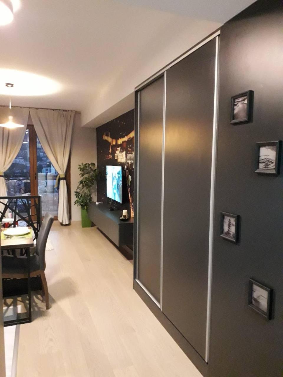 Gabriela & Marjan Luxury Self Check-In Flatiron Apartment Скопие Екстериор снимка